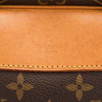 Louis Vuitton, A Monogram 'Deauville' Bag.