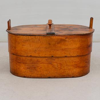 ÄSKA, allmoge, furu, 1900-talets första hälft.