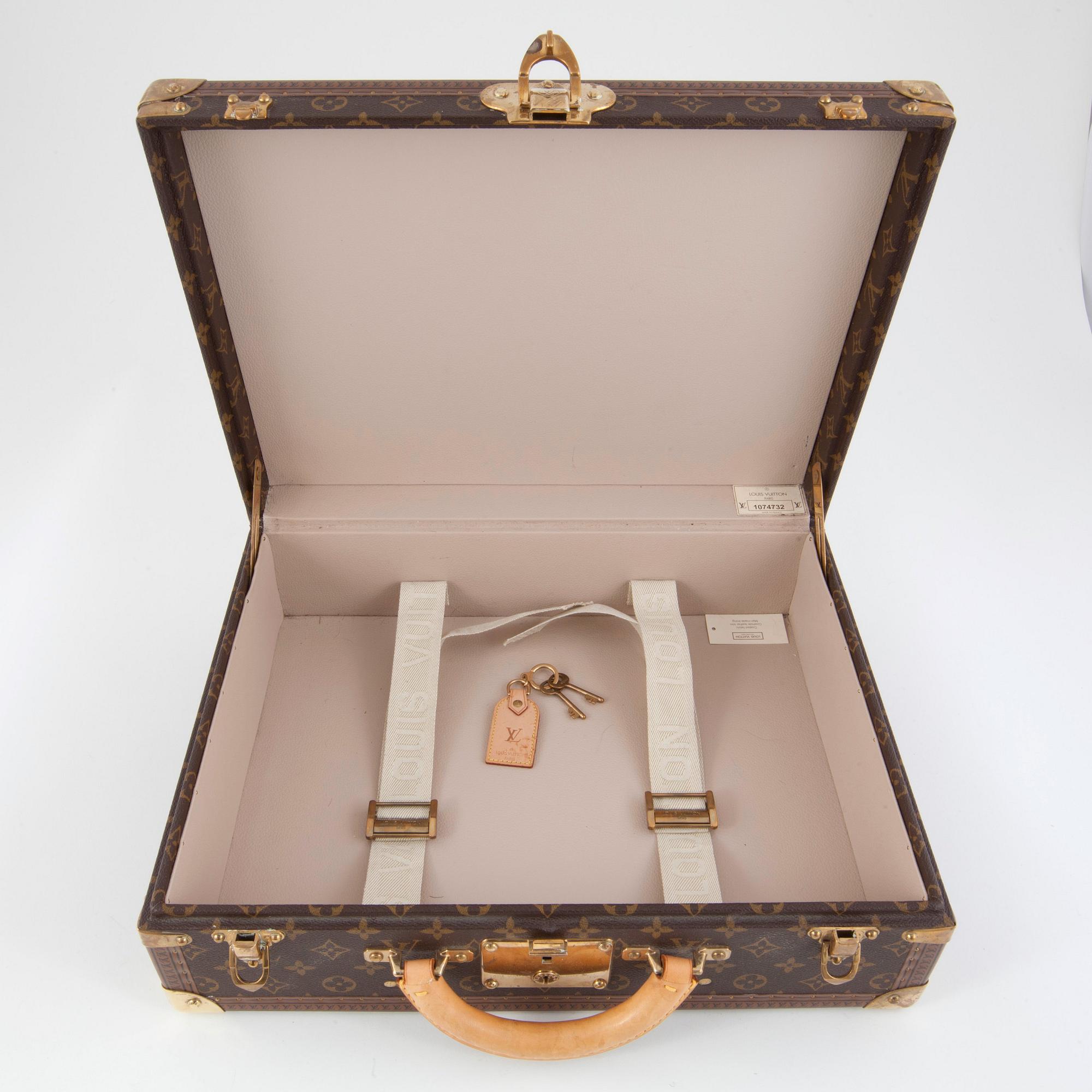 LOUIS VUITTON, a monogram canvas suitcase, "Cotteville".