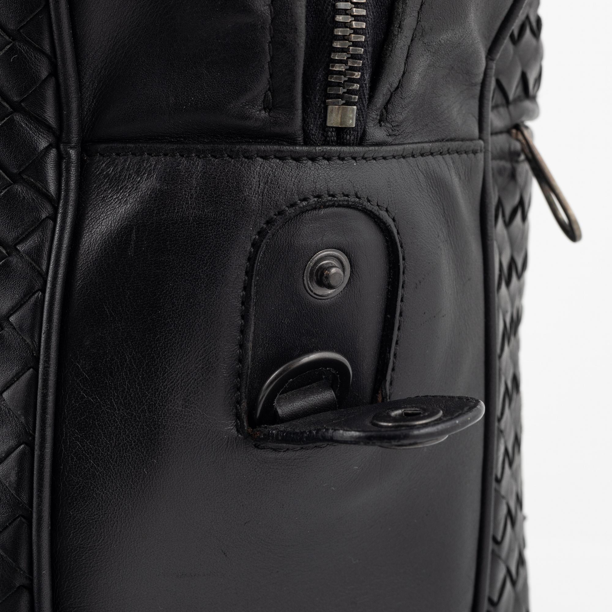 Bottega Veneta, a business bag.