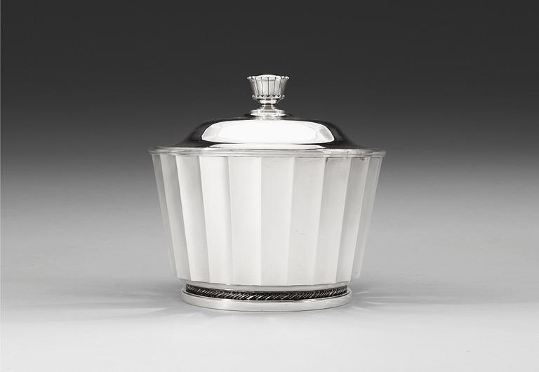ATELIER BORGILA, terrin, Stockholm 1952, sterling.
