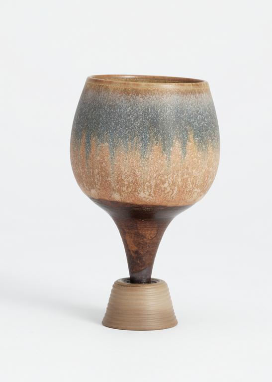 A Wilhelm Kåge 'Farsta terra spirea' stoneware vase, Gustavsberg studio 1957.