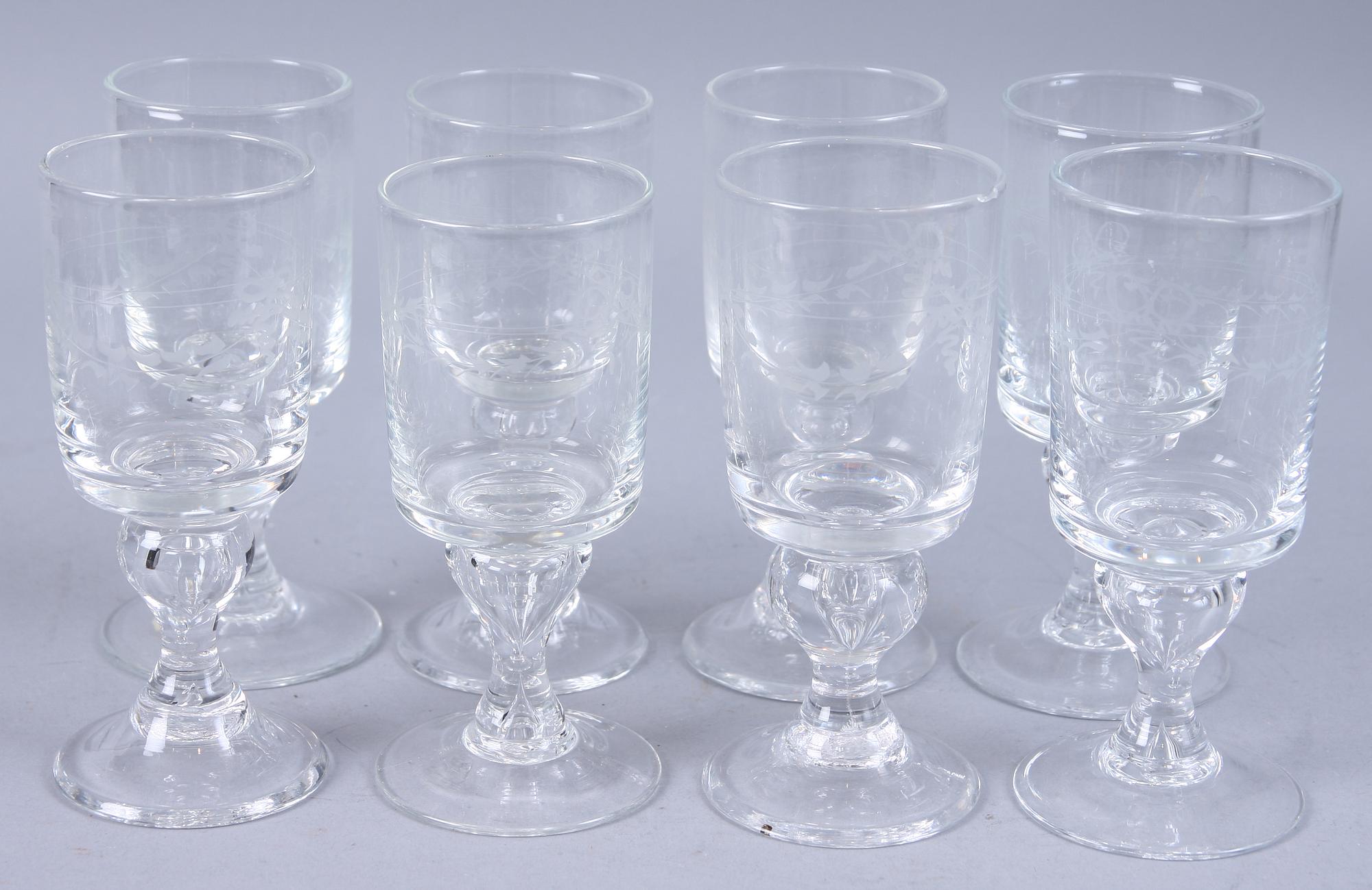 GLASSERVISDELAR, 8 st, Reijmyre.