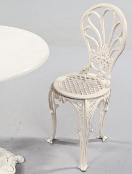 TRÄDGÅRDSBORD och TRÄDGÅRDSSTOLAR, ett par, 1900-talets andra hälft.