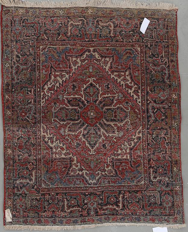 MATTA, semiantik Heris, ca 127x113 cm.