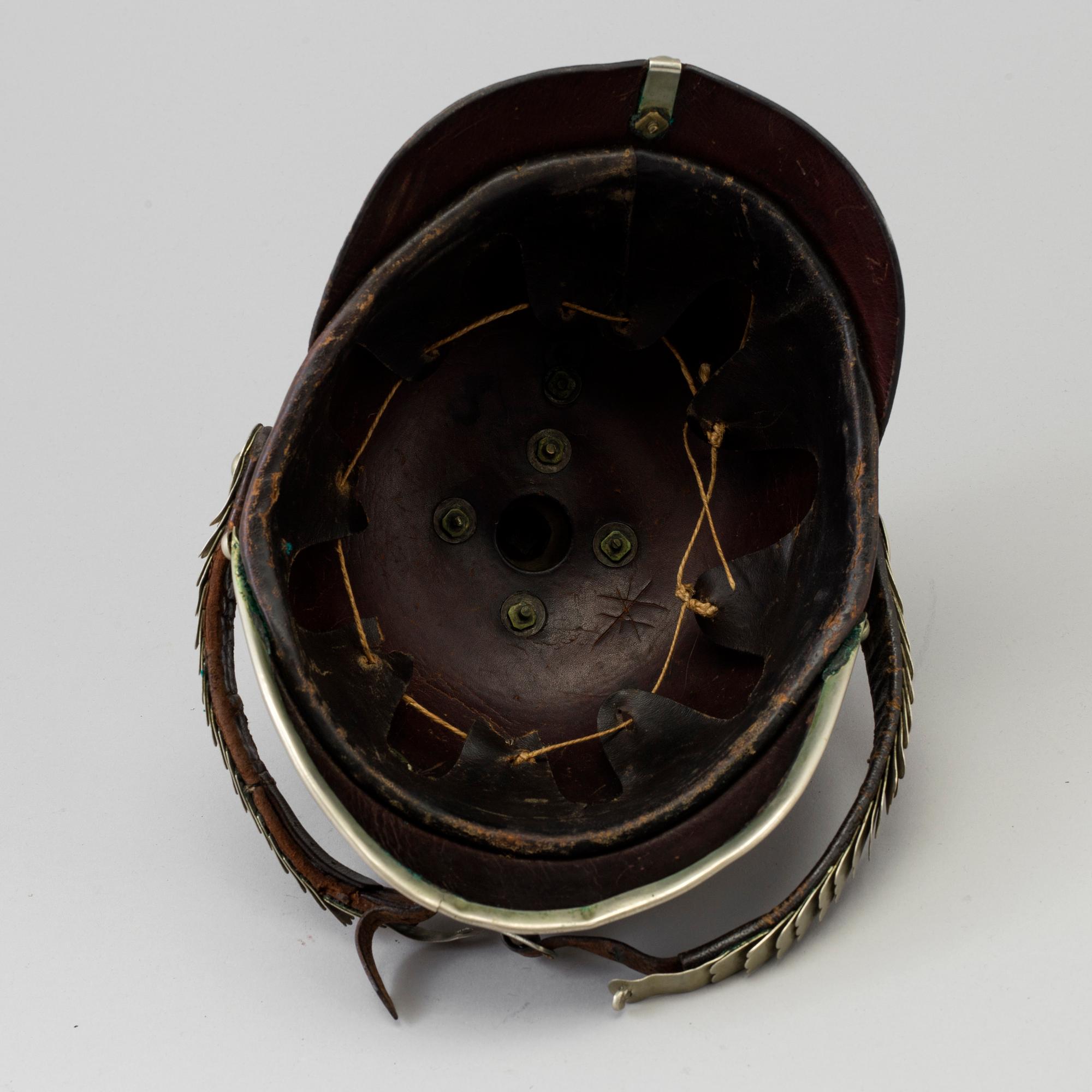 KASK, svensk, m/1887 för Livgardet.