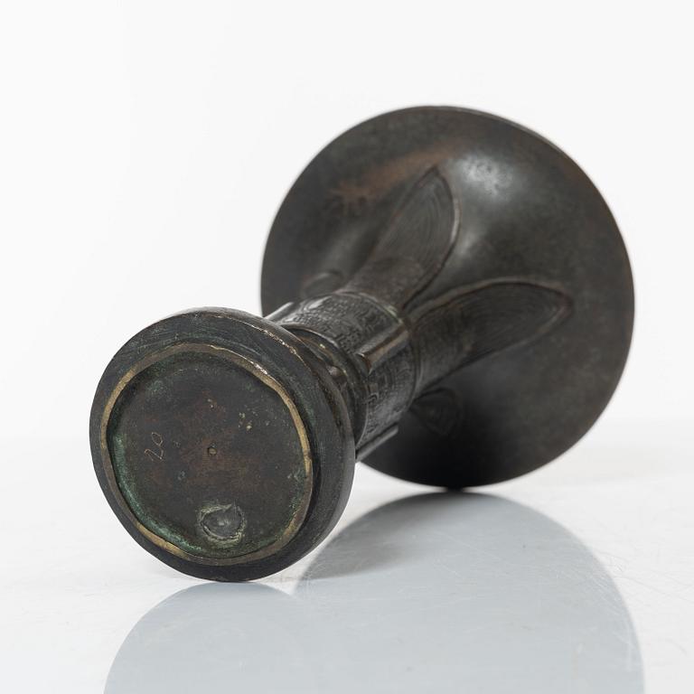 An archaistic bronze vase, Gu, Qing dynasty (1644-1912).