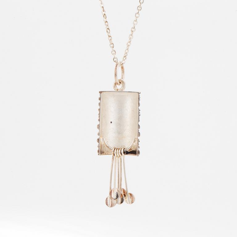 Jorma Laine hänge, med kedja, silver.