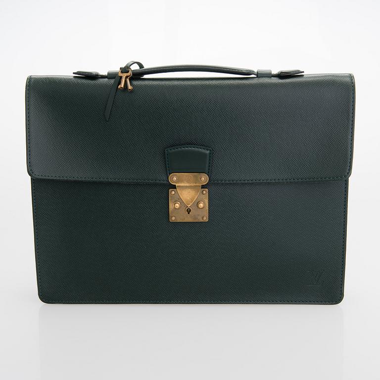 Louis Vuitton, A Taiga leather 'Minuto' Briefcase.