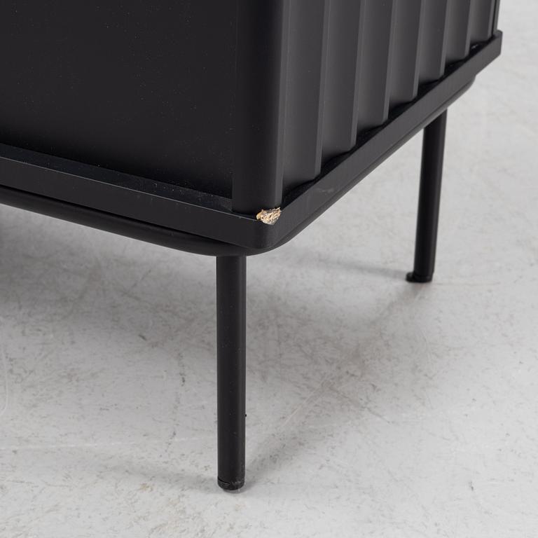 A 'Wave 3D' sideboard from Decotique.