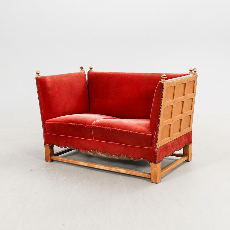 An 1920/30:s Elias Barup sofa for Gärsnäs, Sweden.