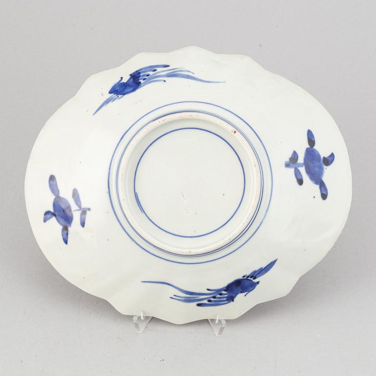 Fat, porslin, Japan, 1800-tal.