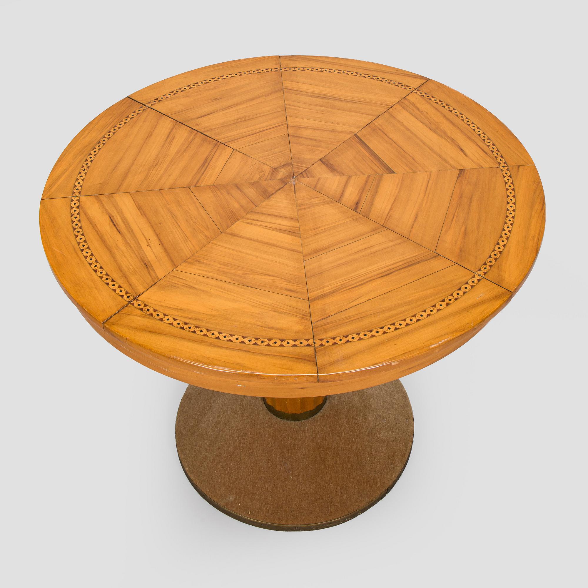 Adolf Koskinen, table and 4 chairs, for Elias Hollo Puunjalostustehdas, 1910s/1920s.