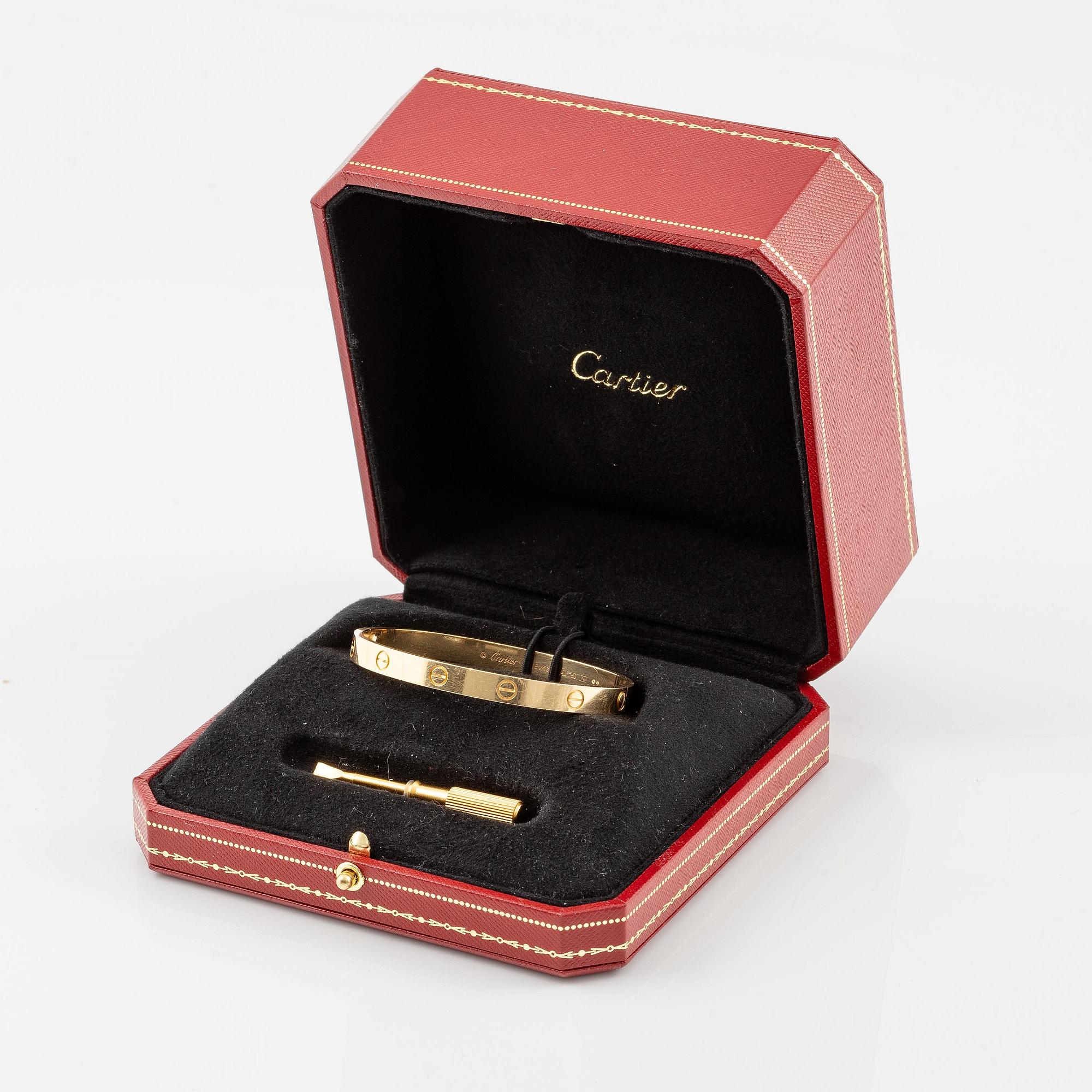 A Cartier bracelet "Love" in 18K gold.