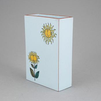 VAS, fajans, "Karneval", Stig Lindberg, Gustavsbergs studio, i produktion 1958-1962.