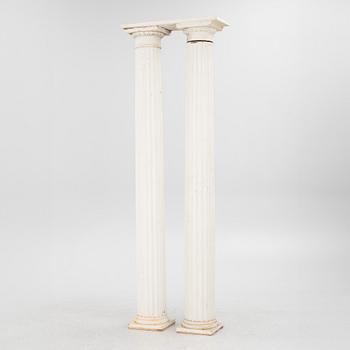 Pillars/columns, a pair, 20th century.