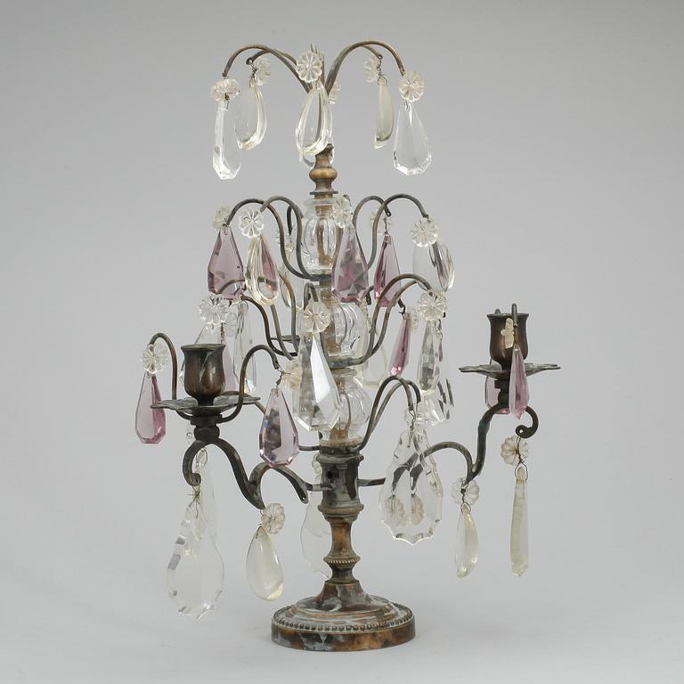 BORDSLYSTRAR, ett par, 1900-talets första hälft.