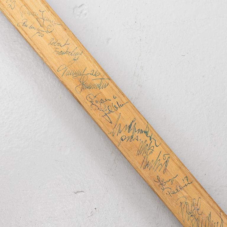 Pelle Lindberg's goaltender stick with autographs.