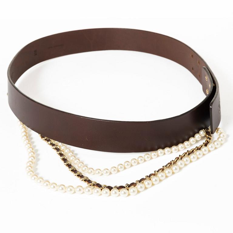 Chanel, skärp, storlek 90, 2002.