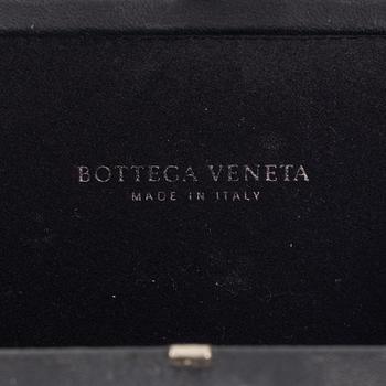 Bottega Veneta, clutch, "New Knot".