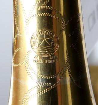 TROMBON och TRUMPET, mässing, 1900-tal.