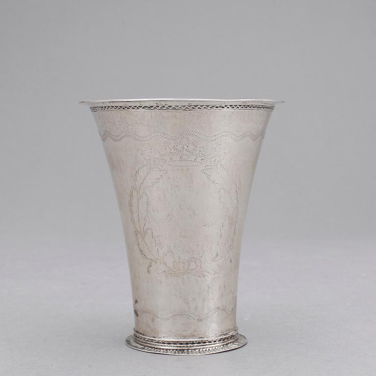 BÄGARE, silver Johan Berggren, Kristianstad, 1761. Vikt ca 66 gram.