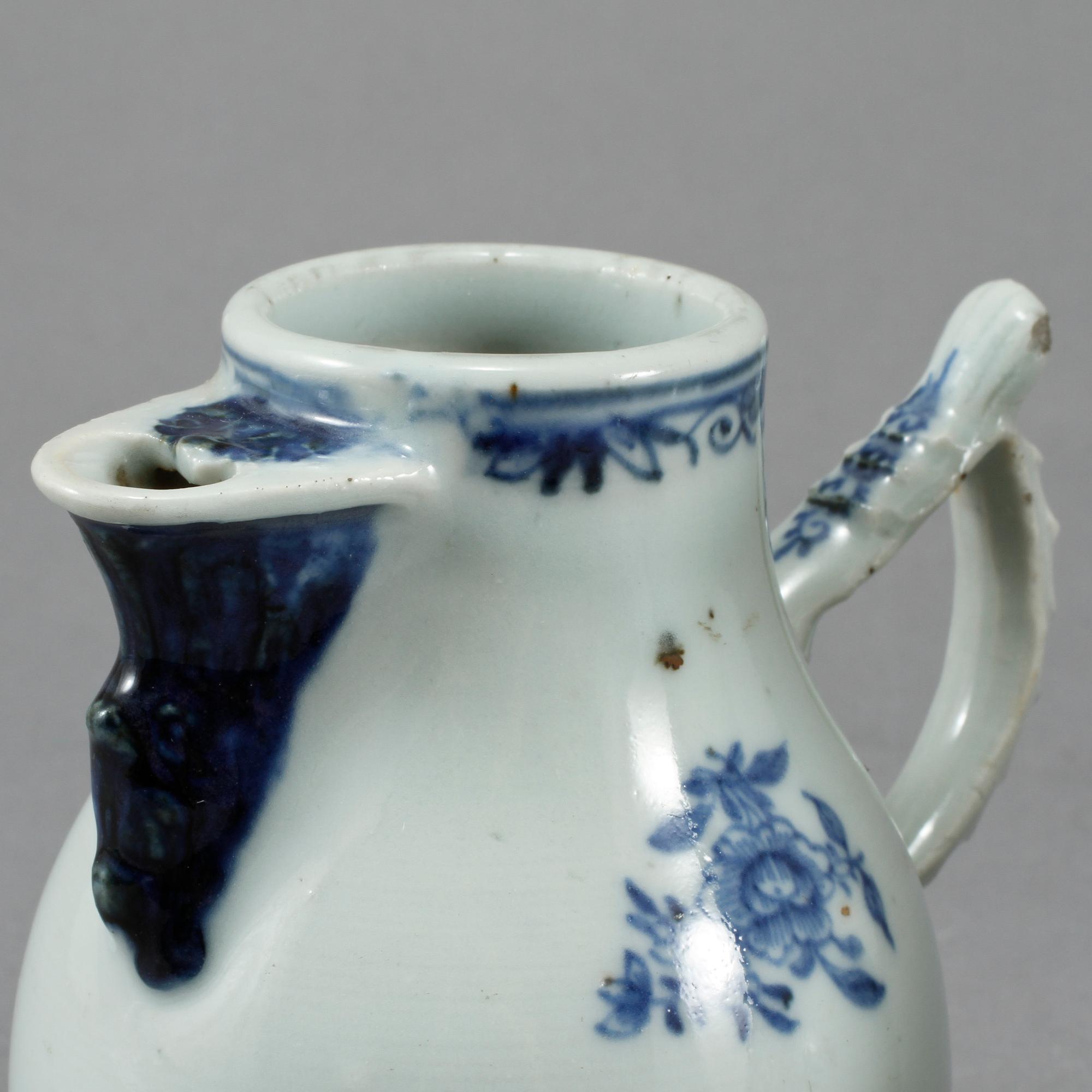 CHOKLADKANNOR, 2 st, porslin, Kina, 1700-tal.