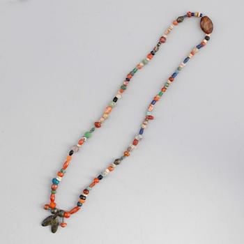 COLLIER, orientaliskt.