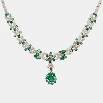 839. A pear- round- mixed cut emerald and eight cut diamond necklace. 1970's.