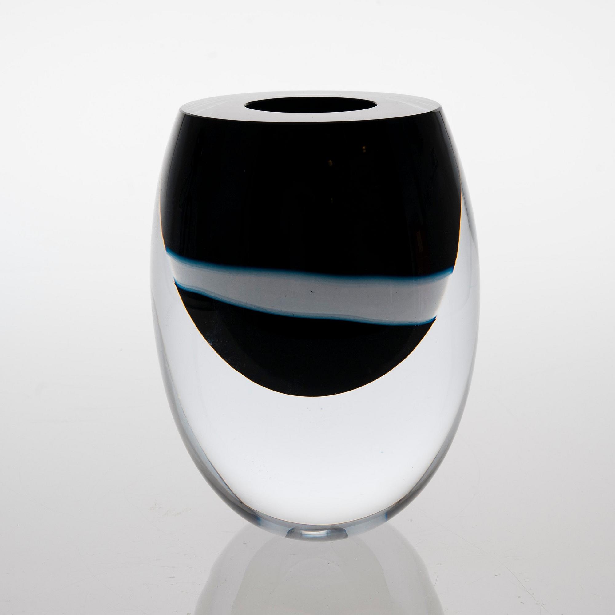 Timo Sarpaneva, A GLASS SCULPTURE. Claritas, The Ring of Trajan. Signed Timo Sarpaneva, Iittala.