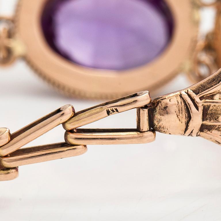 Bracelet, approx. 12K gold and synthetic sapphires.