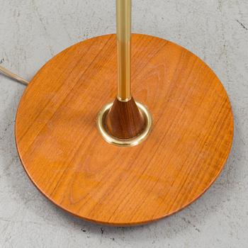 A mid 20th century floor lamp.