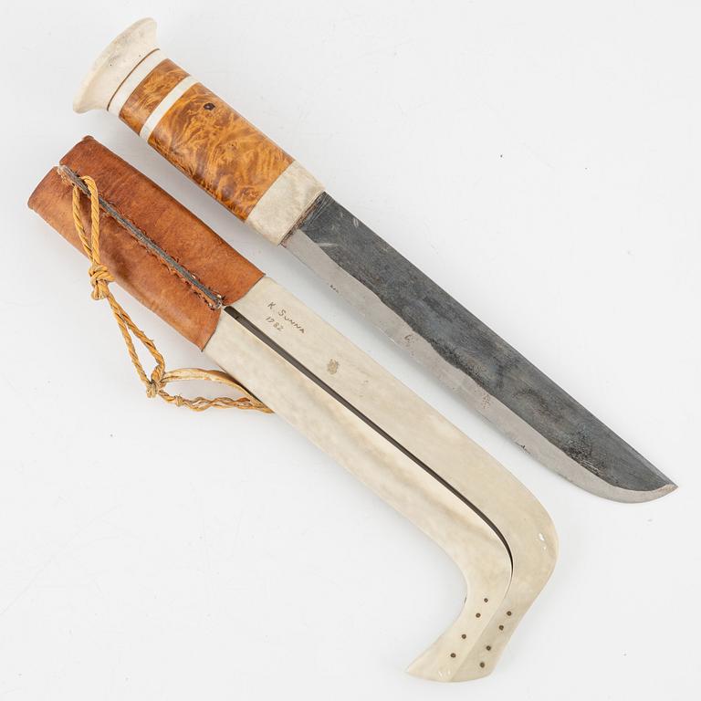 Knut Sunna, a large reindeer horn knife. signed and dated 1982.