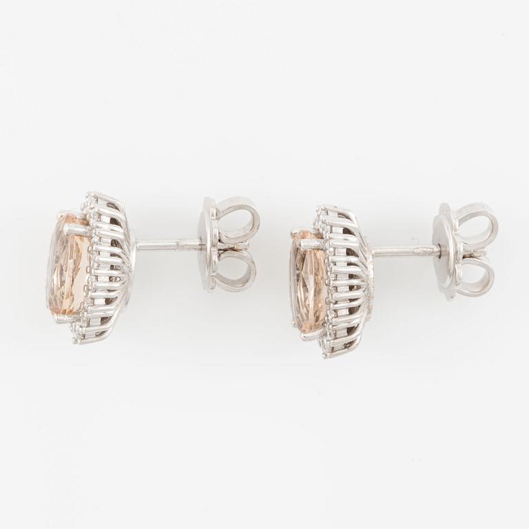Örhängen med morganiter och briljantslipade diamanter.