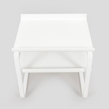 Alvar Aalto, a '915' side table for Artek, 2007.