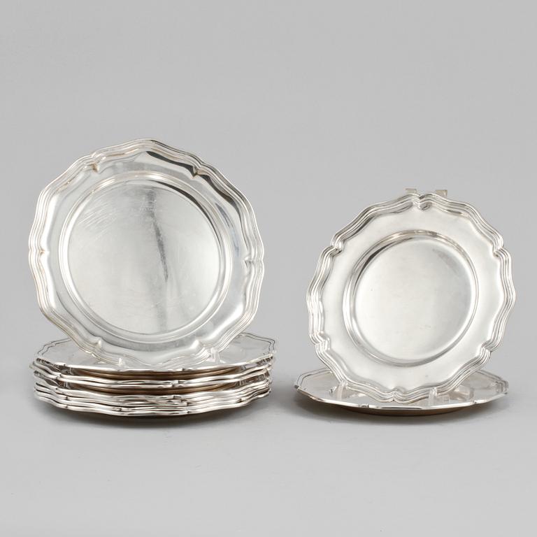 TALLRIKAR, 9 + 2 st, silver, C G Hallberg och K Andersson, Stockholm, 1920-tal, total vikt 2060 g.