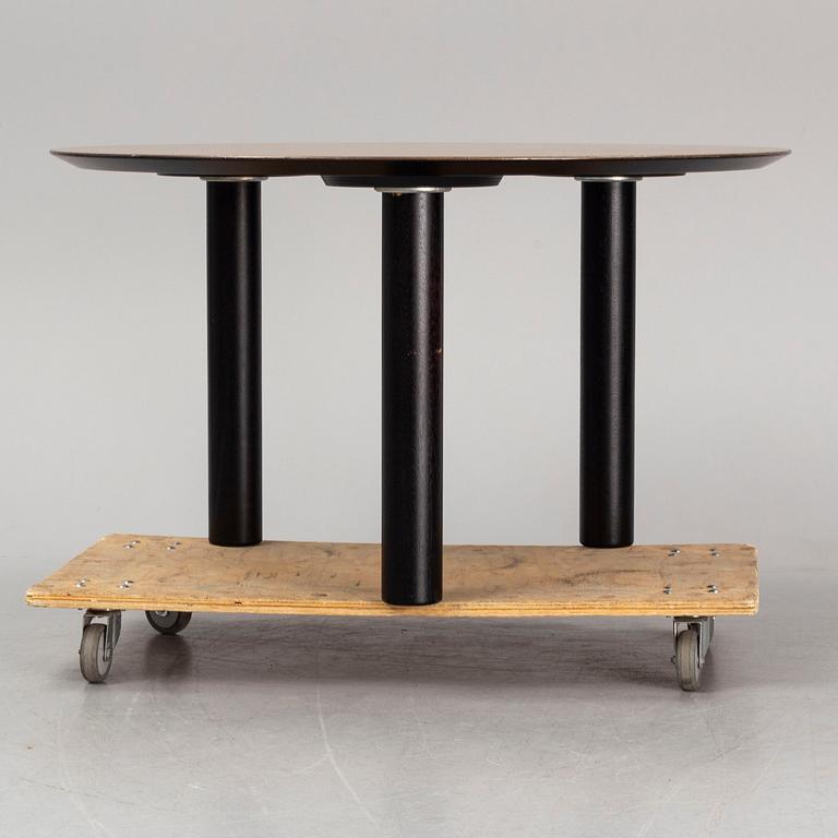 A dining table from Kollektion Röthlisberger, Switzerland.