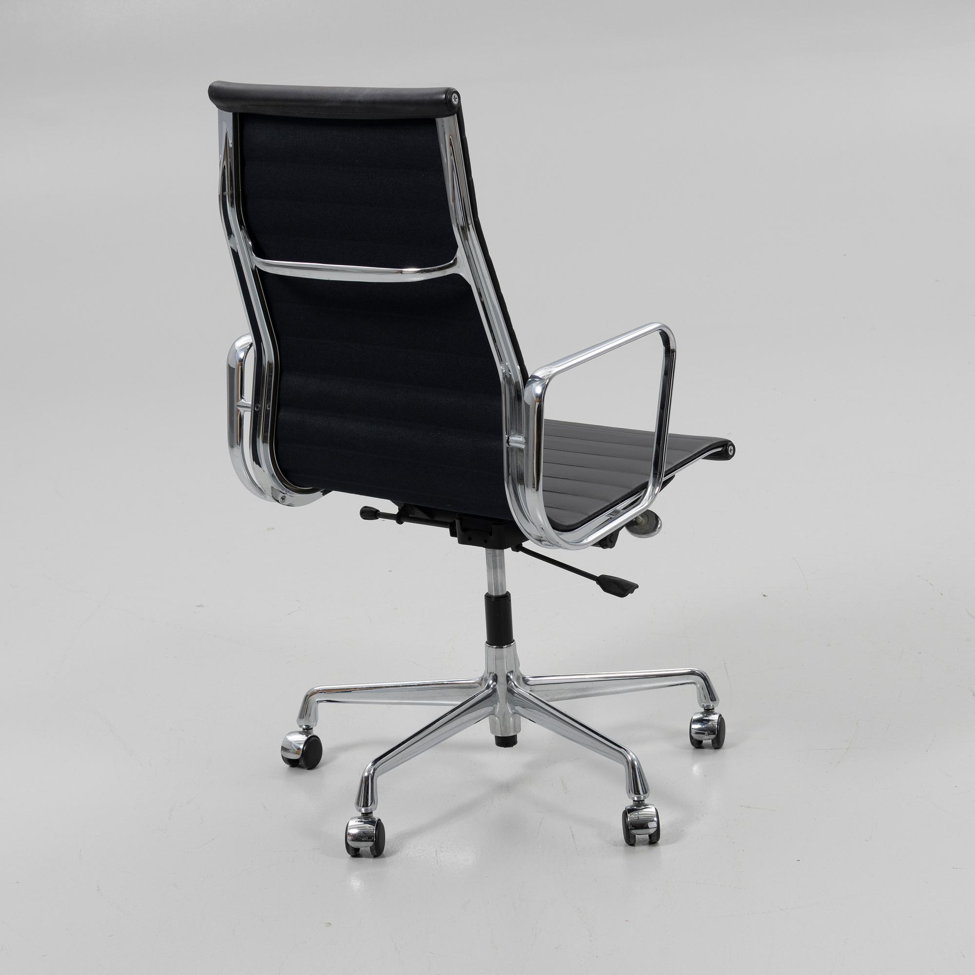 Charles & Ray Eames, Chair, "EA 119", Vitra, 21st century.
