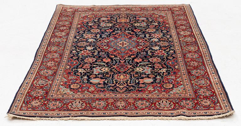 A Keshan rug, c. 212 x 135 cm.