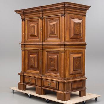 SKÅP, barock. 1700-talets första hälft.