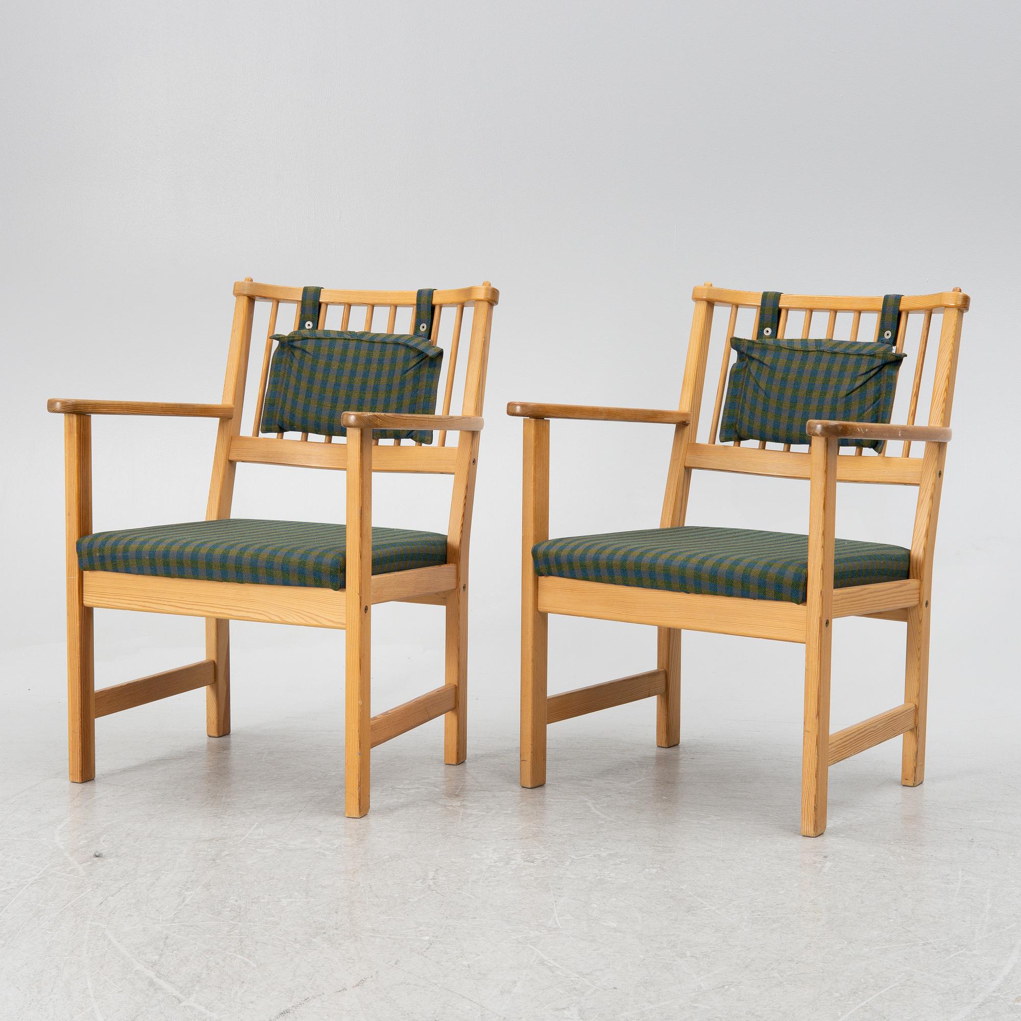 Yngve Ekström, fåtöljer, ett par, "Furubo", Swedese.