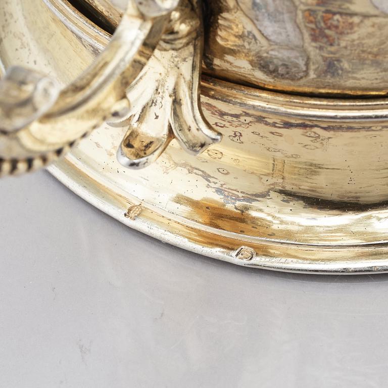 A German 17th century silver-gilt tankard,  mark of Abraham I Drentwett, Augsburg 1645-50.