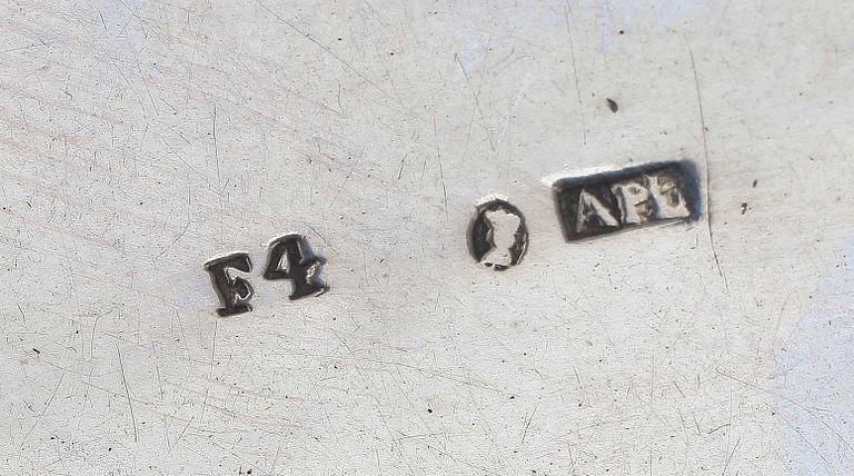 PARTI SILVER, 9 delar, svenska resp importstämplar, bla K A Andersson, Stockholm. Främst 1900-tal. Vikt ca 417 g.
