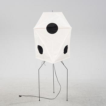 Isamu Noguchi, golvlampa, "Akari UF3-Q", Vitra.