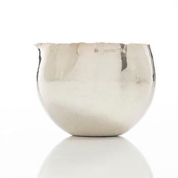 Leif Söderlund Silversmide, gräddsnipa och sockerskål, silver, Borlänge 1979-1980.