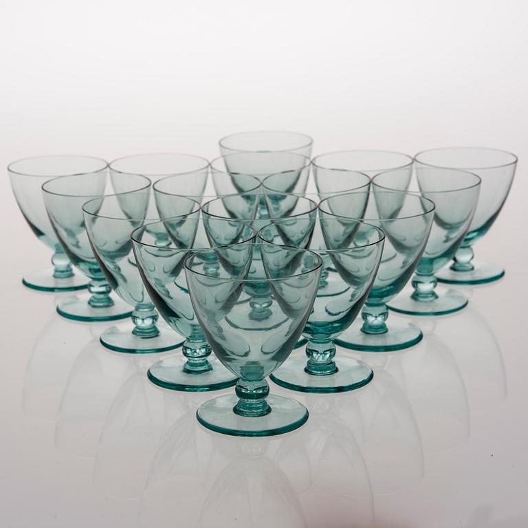 GLASSERVIS, 81 delar, 1920-tal.