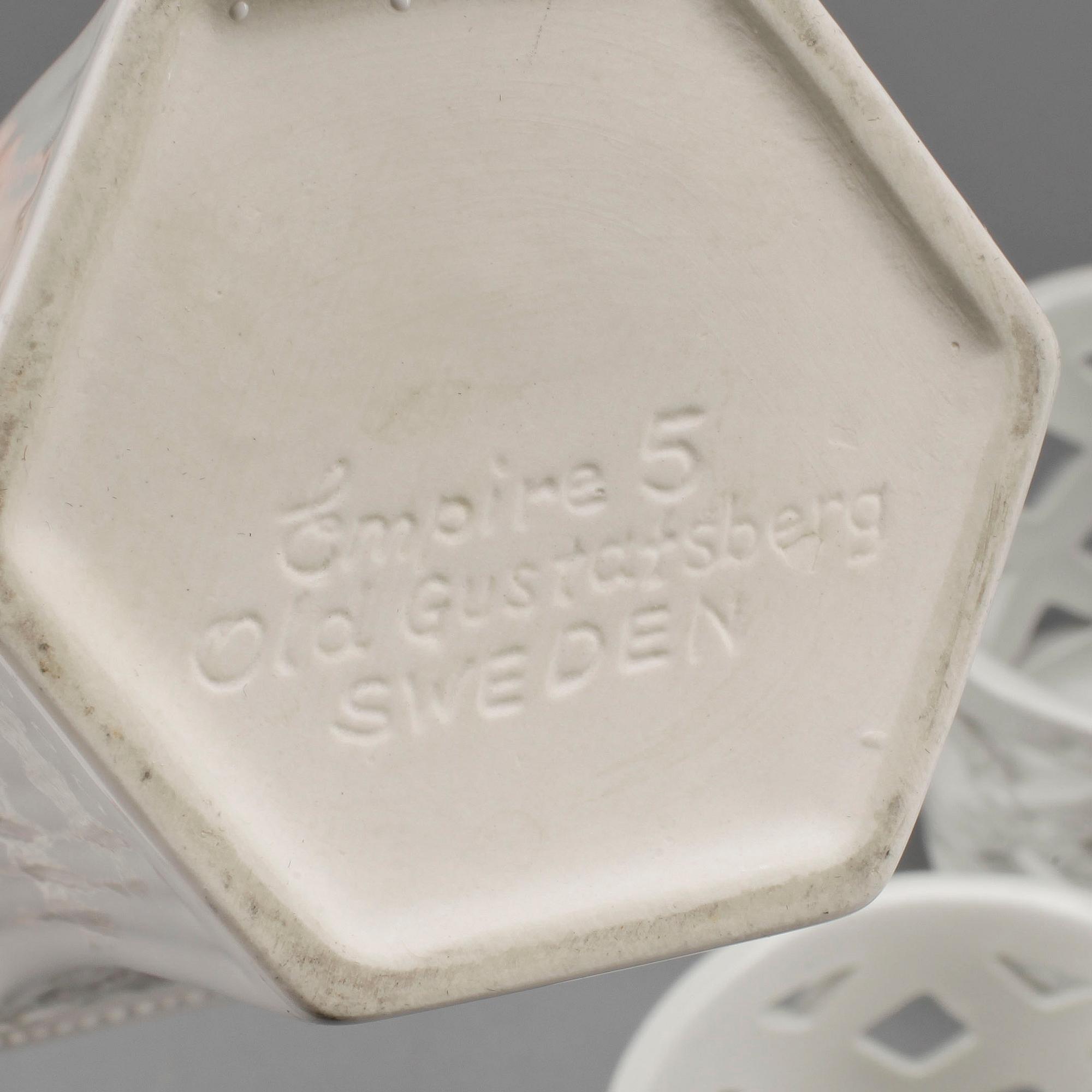 YTTERFODER, 5+1st, stengods, Gunnar Nylund, Rörstrand samt en Gustavsberg, 1900-talets andra hälft.