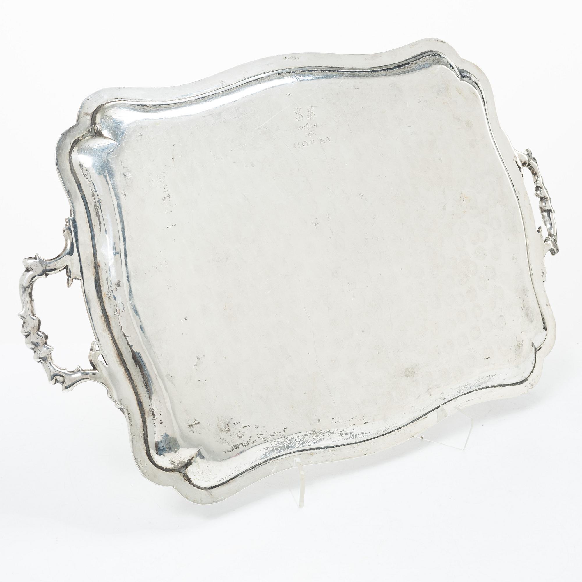 An Italian siiver Rococo style tray, Italy 1934–1944, with Swedish import mark.
