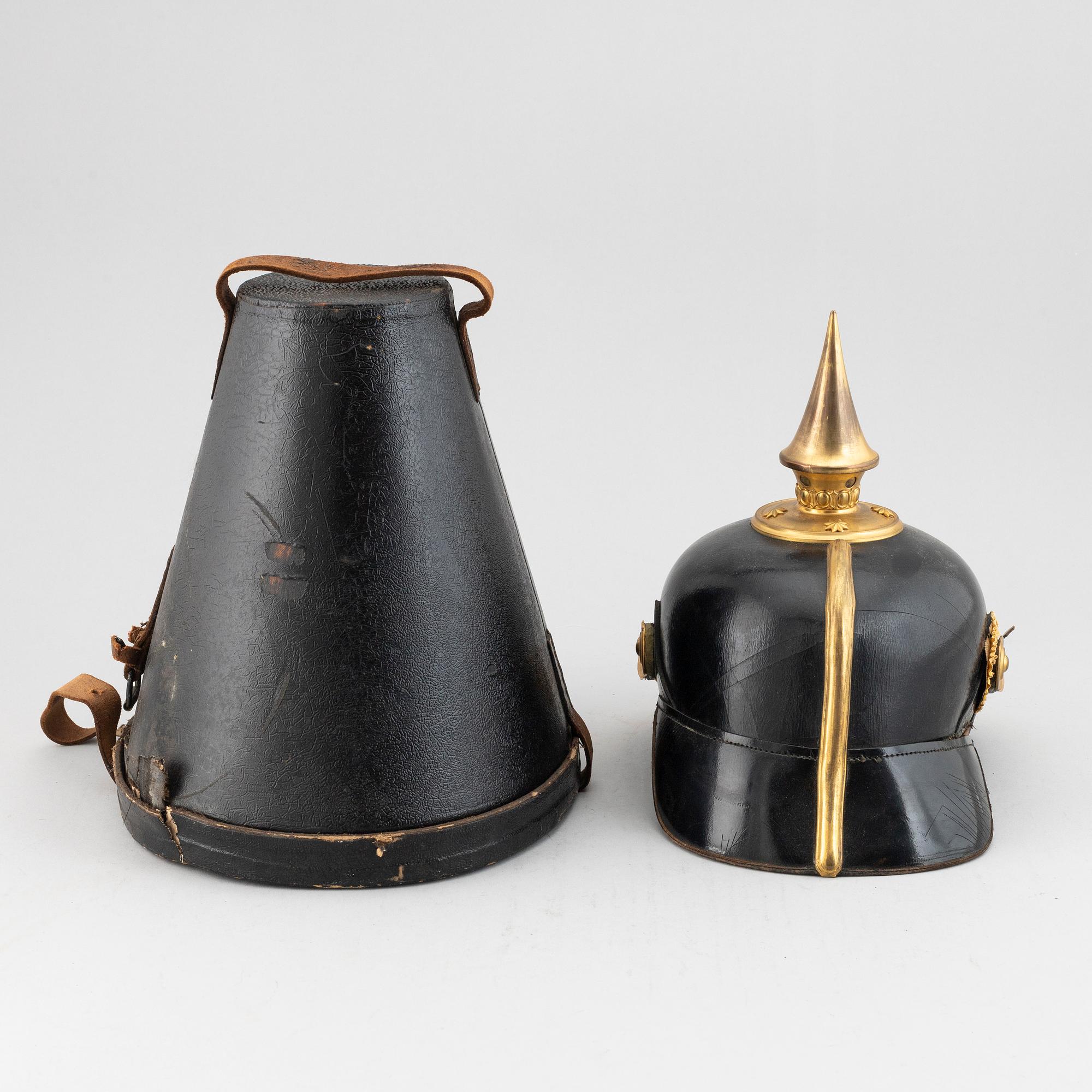 HJÄLM, m/1886 för dragonunderofficer.