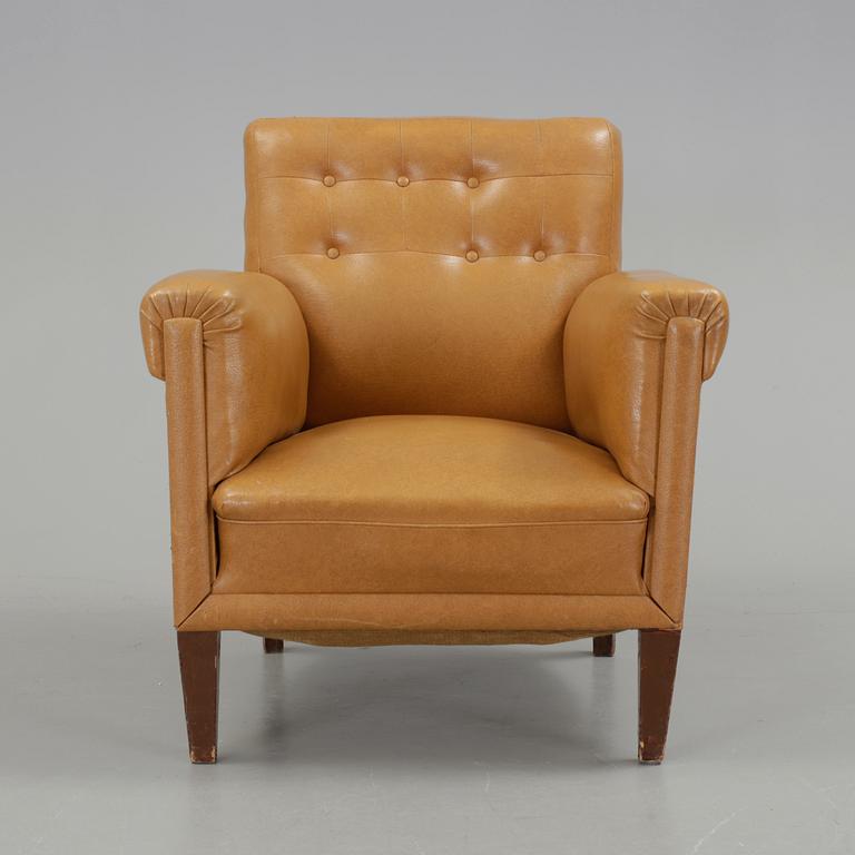 FÅTÖLJ, omkring 1900-talets mitt.